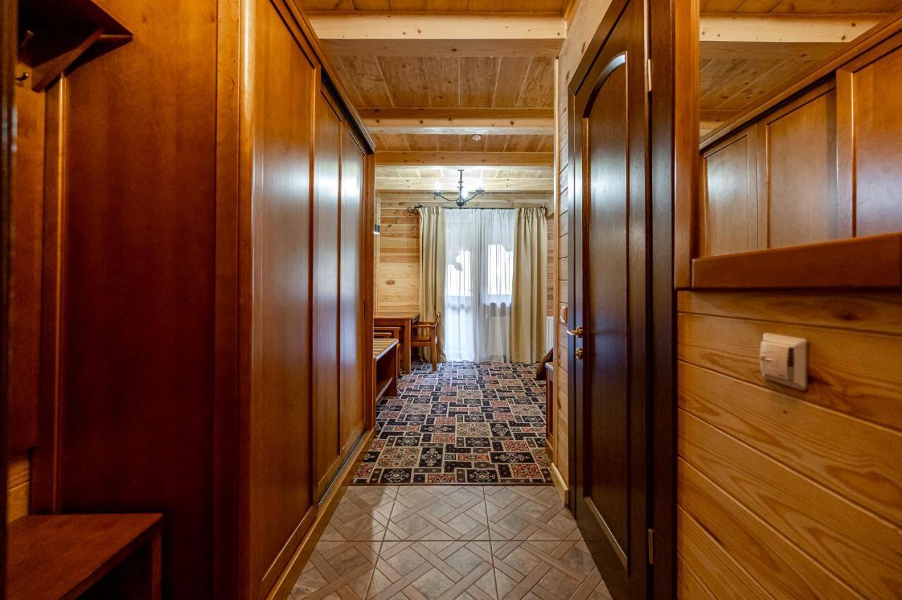 Отель Татарив DeLuxe Экстерьер фото