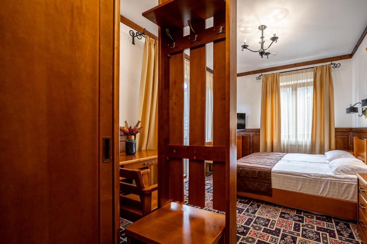 Отель Татарив DeLuxe Экстерьер фото