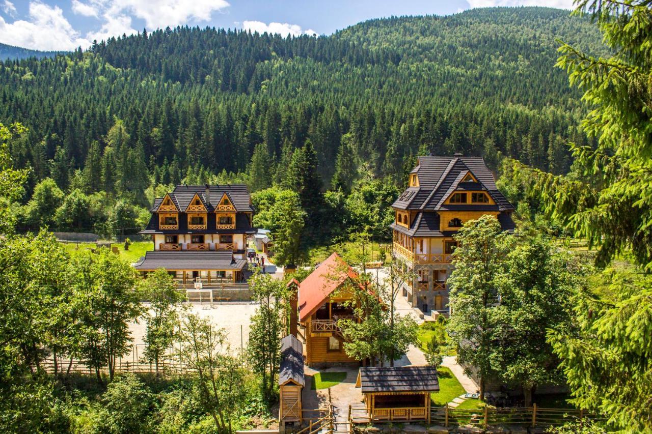 Отель Татарив DeLuxe Экстерьер фото
